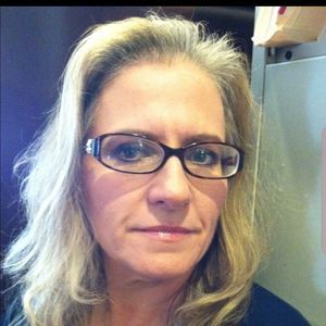 Meet your Posher, Sharon